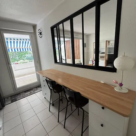 Spacious 73m With Terrace & Parking لا غراند موت